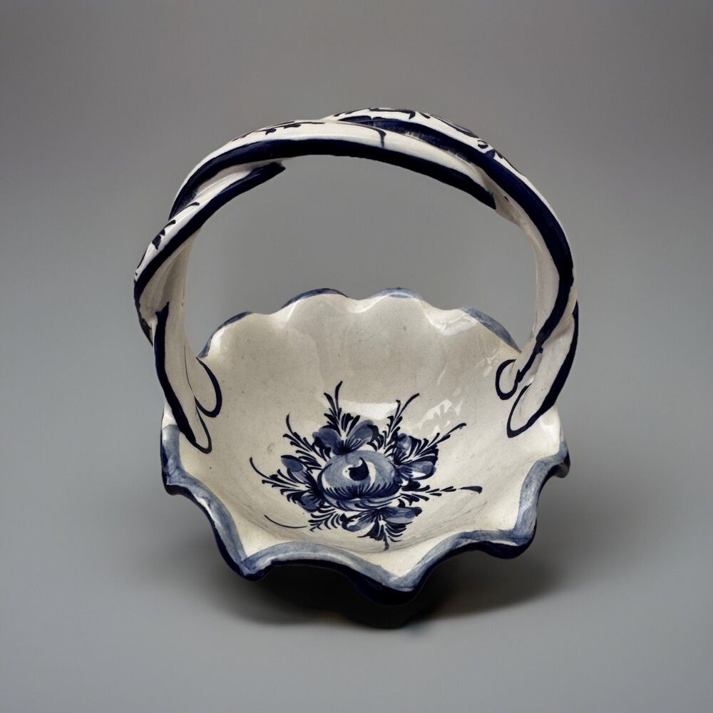 Vintage 1988 Hand Painted For Macy’s Ceramic Basket Blue White Floral Italy